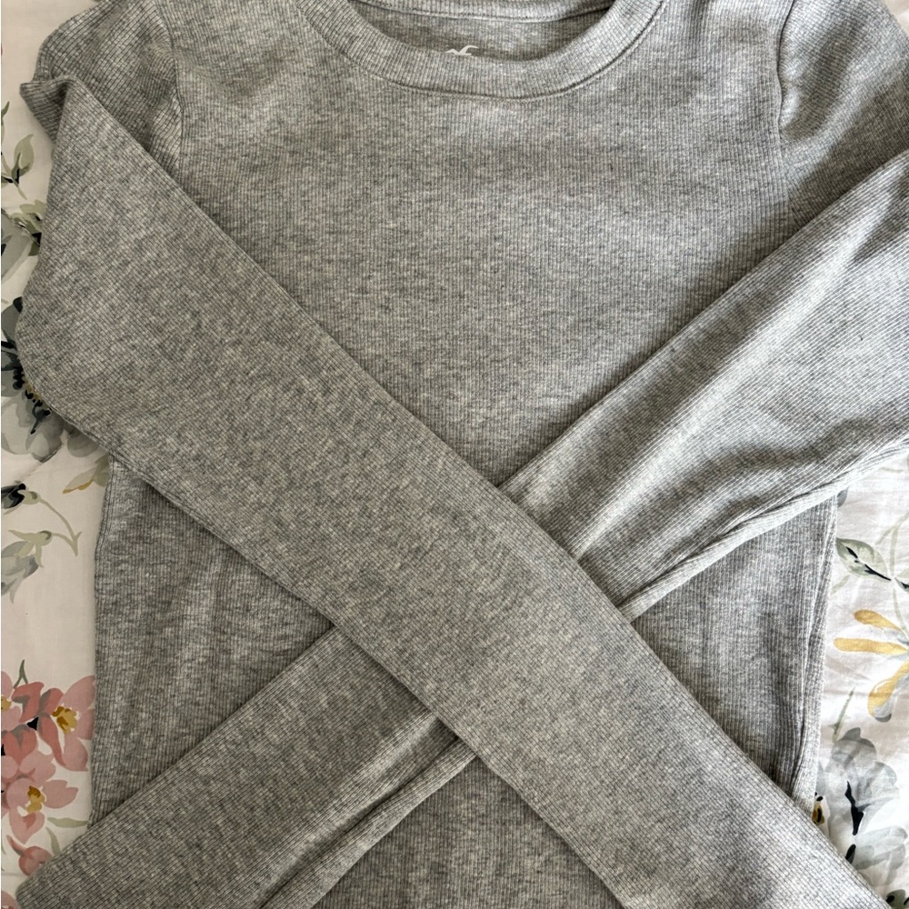Hollister Heather Gray Ribbed Tee